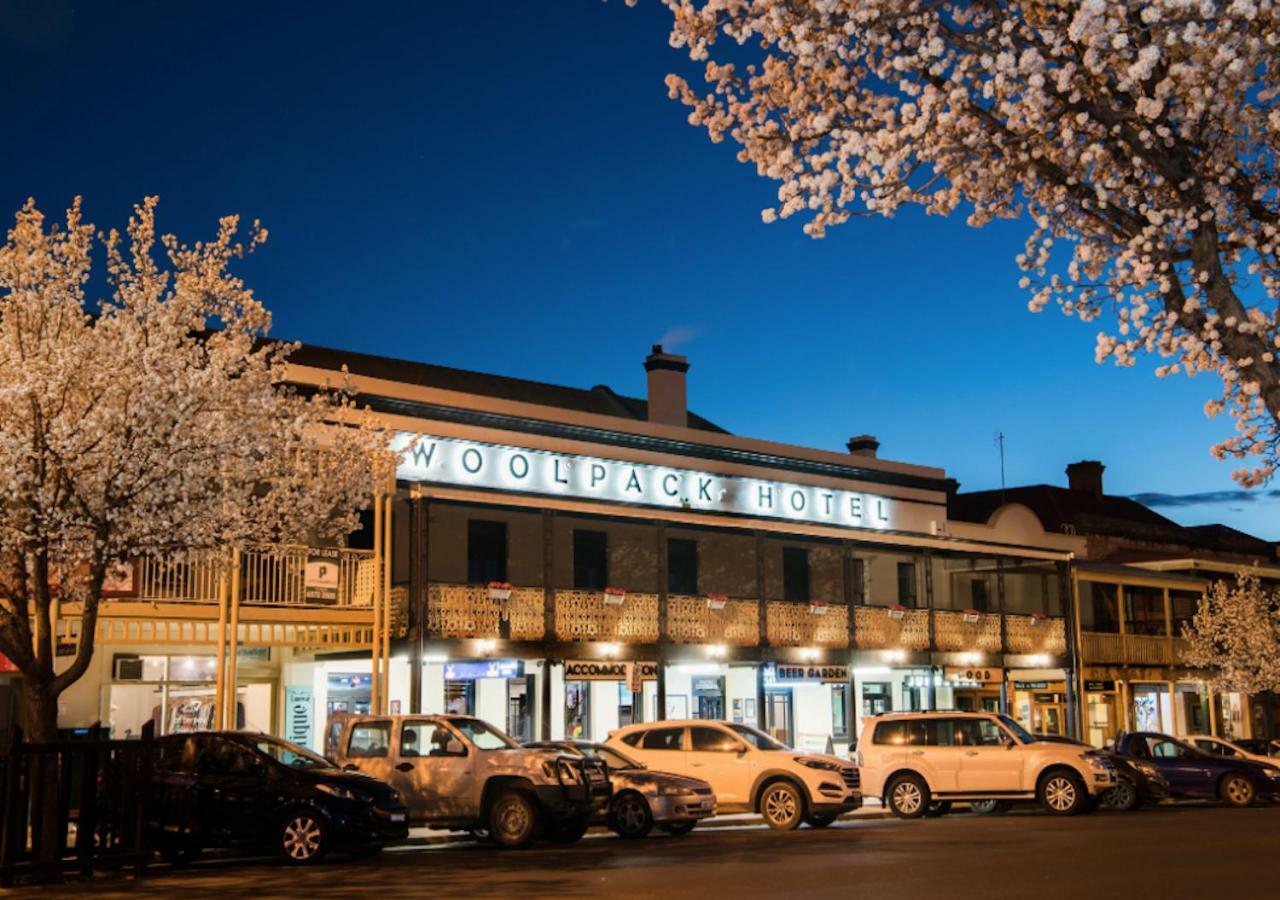 The Woolpack Hotel マッジー エクステリア 写真
